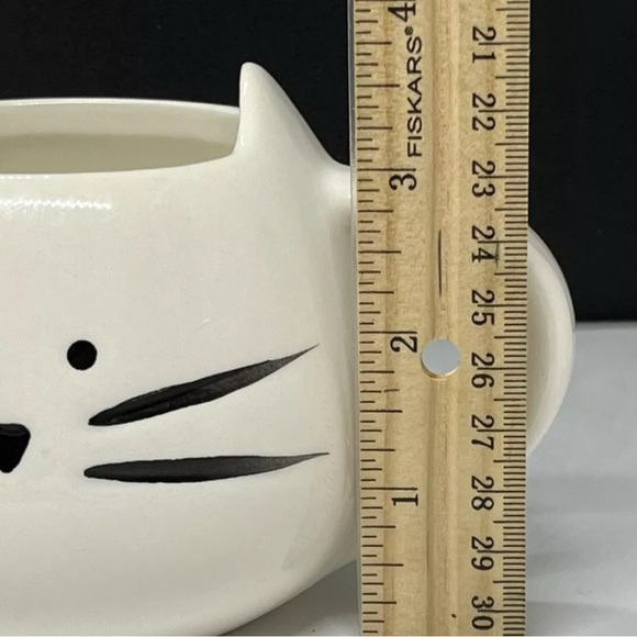 2 White Cat Coffee Mug Cup Pointy Ears Whiskers Ceramic Kitty Kitten Inside - Picture 8 of 9